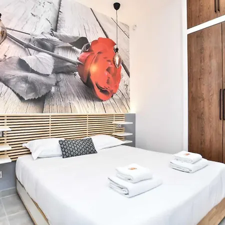 Superb 3br 8p - Nation Lejlighed